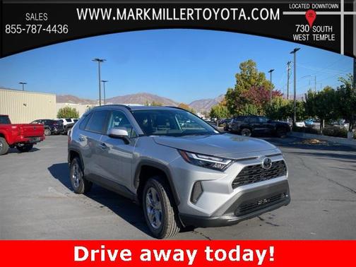 2025 Toyota RAV4 XLE