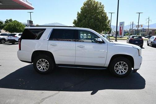 2017 GMC Yukon SLT