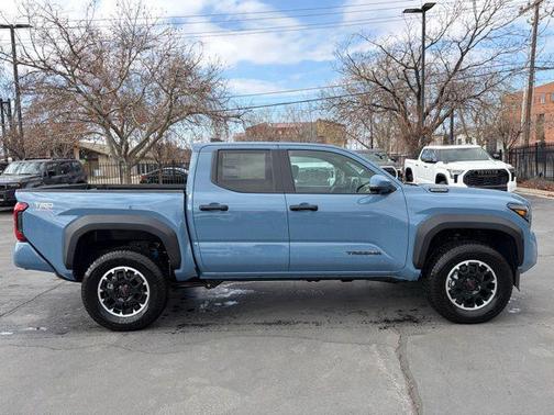 2026 Toyota Tacoma Hybrid TRD Off Road