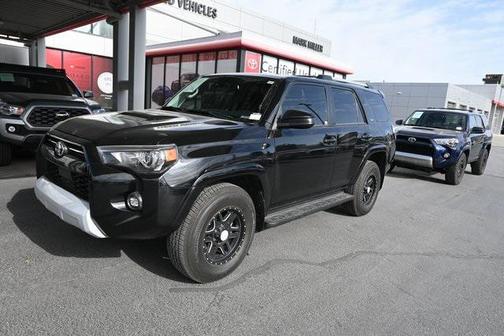 2022 Toyota 4Runner SR5