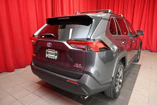 2023 Toyota RAV4 Hybrid XLE Premium