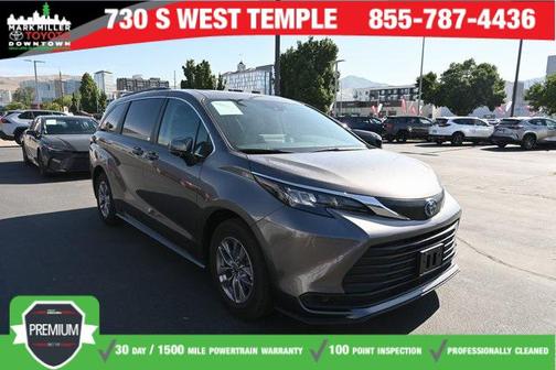 2024 Toyota Sienna LE