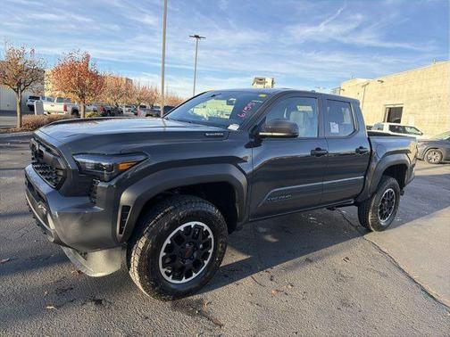 2026 Toyota Tacoma Hybrid TRD Sport