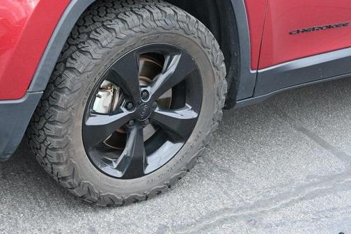 2016 Jeep Cherokee Altitude