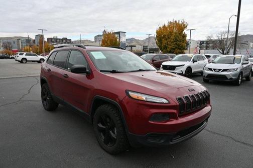 2016 Jeep Cherokee Altitude