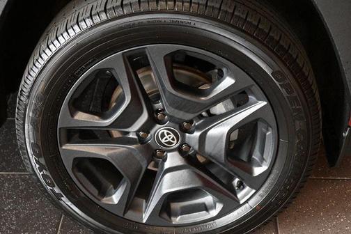 2024 Toyota RAV4 Adventure