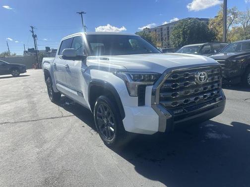 2026 Toyota Tundra Hybrid Platinum