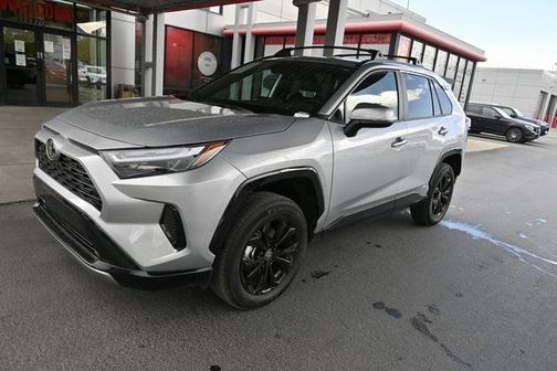 2025 Toyota RAV4 Hybrid SE