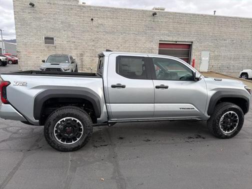 2026 Toyota Tacoma Hybrid TRD Off-Road