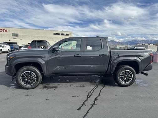 2025 Toyota Tacoma TRD Sport