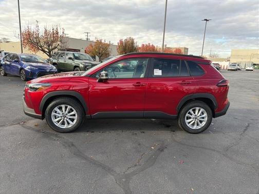 2026 Toyota Corolla Cross LE