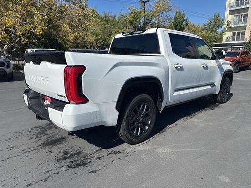 2026 Toyota Tundra Hybrid Platinum
