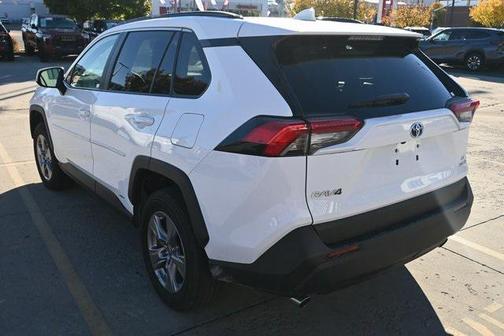 2024 Toyota RAV4 Hybrid LE