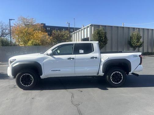 2025 Toyota Tacoma TRD Off Road