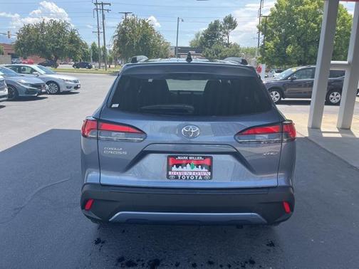 2025 Toyota Corolla Cross XLE