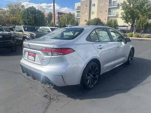 2026 Toyota Corolla Hybrid SE
