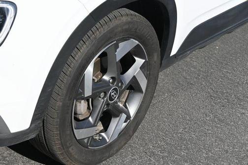 2021 Hyundai VENUE SEL