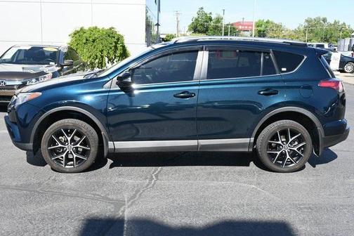 2018 Toyota RAV4 SE