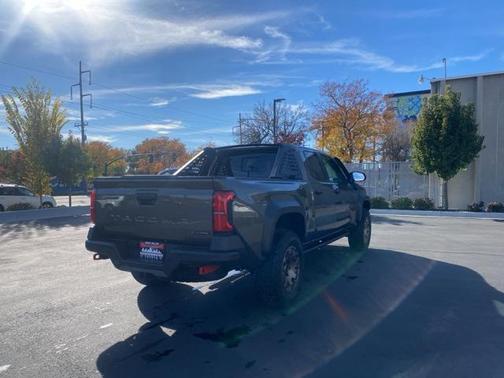 2025 Toyota Tacoma Hybrid Trailhunter