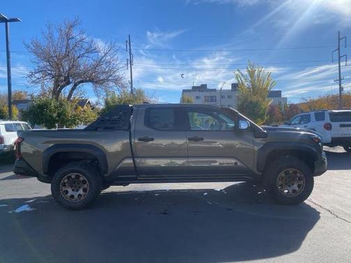 2025 Toyota Tacoma Hybrid Trailhunter