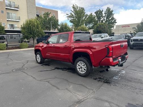 2025 Toyota Tacoma SR5