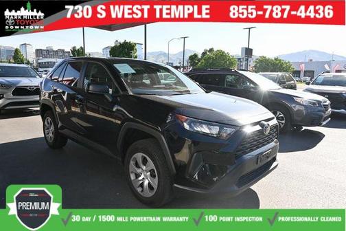 2022 Toyota RAV4 LE