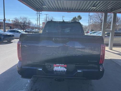 2025 Toyota Tundra Hybrid Platinum