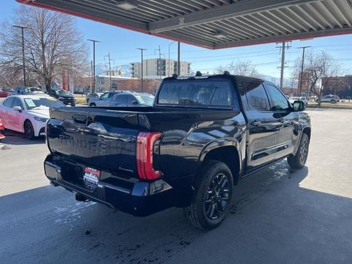 2025 Toyota Tundra Hybrid Platinum