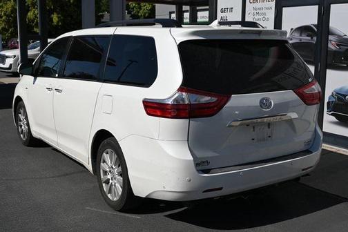 2017 Toyota Sienna Limited