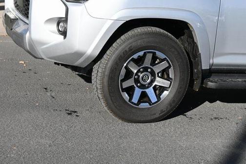 2024 Toyota 4Runner TRD Off Road