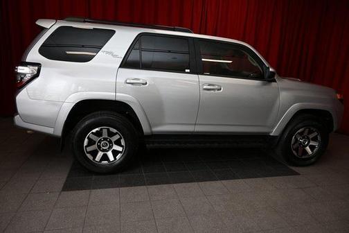 2024 Toyota 4Runner TRD Off Road
