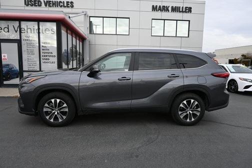 2023 Toyota Highlander Hybrid XLE