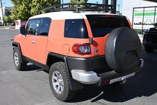 2014 Toyota FJ Cruiser Base