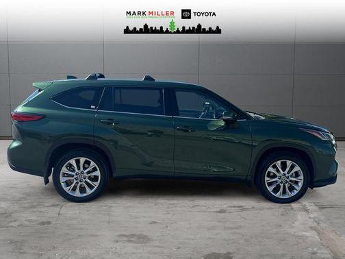 Cypress Green 2023 Toyota Highlander Limited