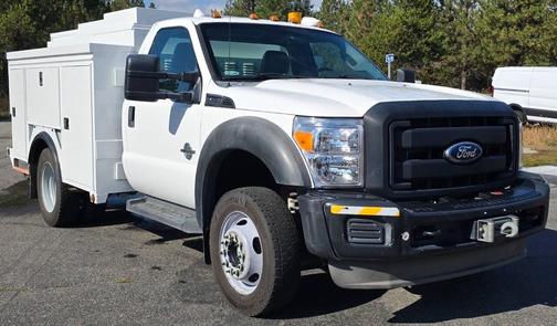 2011 Ford F-450 4X4 2dr Regular Cab 140.8 200.8 in. WB