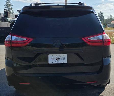 2016 Toyota Sienna XLE Premium