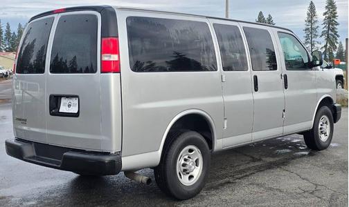 2015 Chevrolet Express 2500 LS