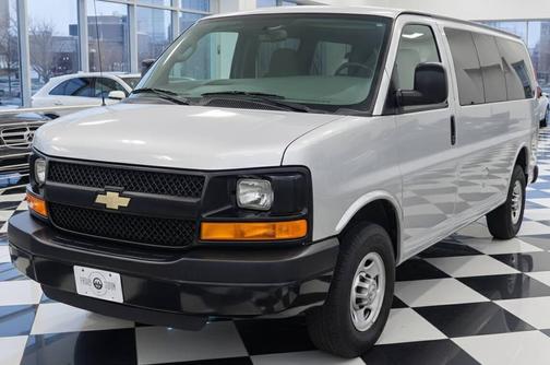2015 Chevrolet Express 2500 LS