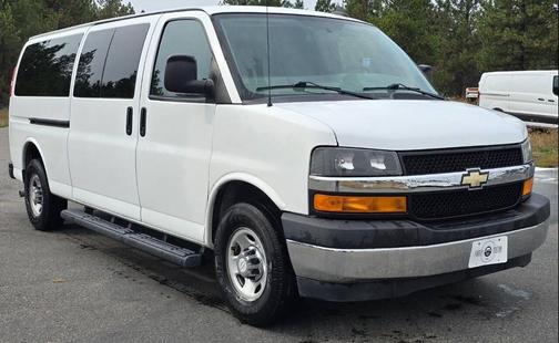 2017 Chevrolet Express 3500 LT