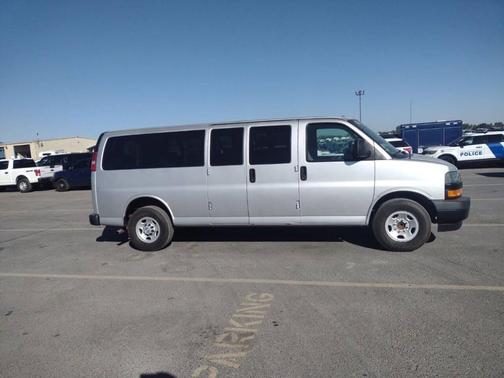 2019 Chevrolet Express 3500 LS