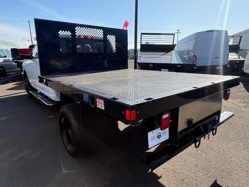 2021 RAM 3500 Big Horn Crew Cab 4x4 8' Box