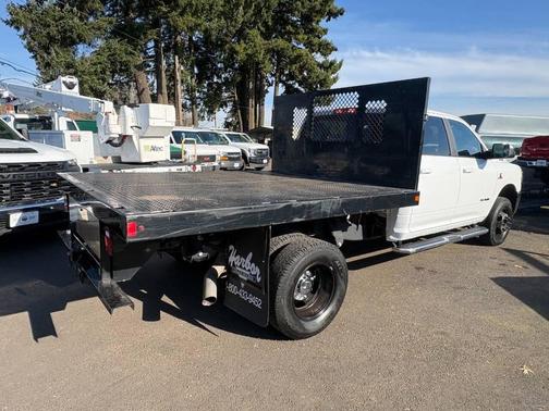 2021 RAM 3500 Big Horn Crew Cab 4x4 8' Box