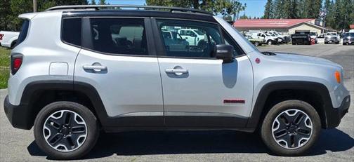 2016 Jeep Renegade Trailhawk
