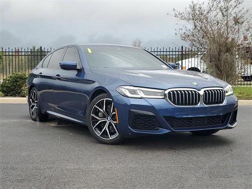 Photo 2 of 34 of 2021 BMW 540 i xDrive