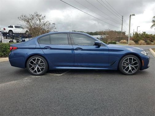 Photo 5 of 34 of 2021 BMW 540 i xDrive
