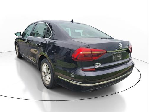 Deep Black 2017 Volkswagen Passat 1.8T S