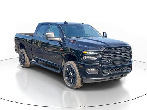 Diamond Black Crystal Pearlcoat 2026 RAM 2500 Big Horn Crew Cab 4x4 6'4' Box