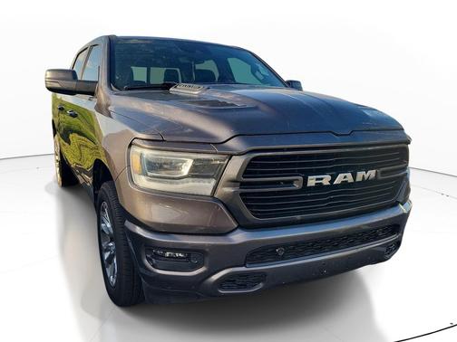 Granite Crystal Metallic Clearcoat 2023 RAM 1500 Laramie