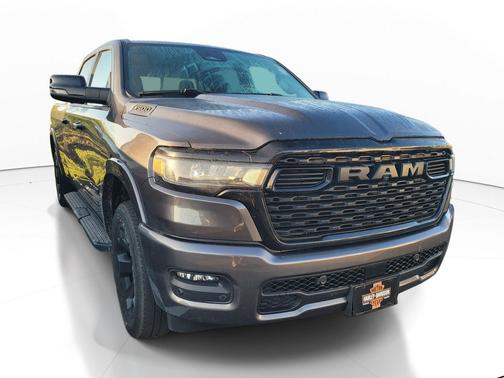 Granite Crystal Metallic Clearcoat 2025 RAM 1500 Big Horn/Lone Star