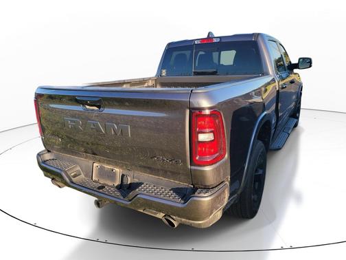 Granite Crystal Metallic Clearcoat 2025 RAM 1500 Big Horn/Lone Star